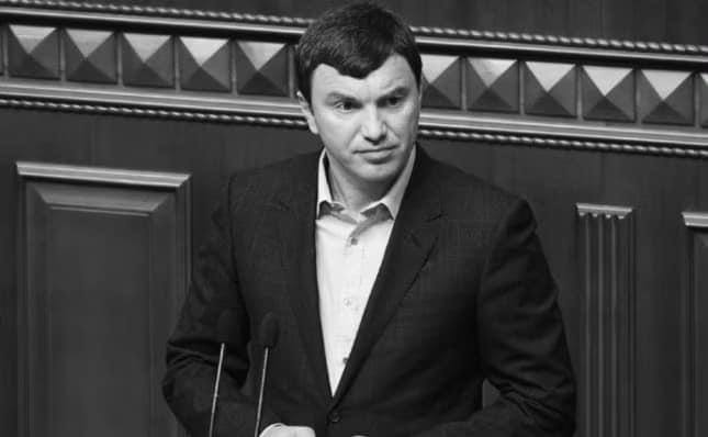 Ukraynada deputat vəfat etdi