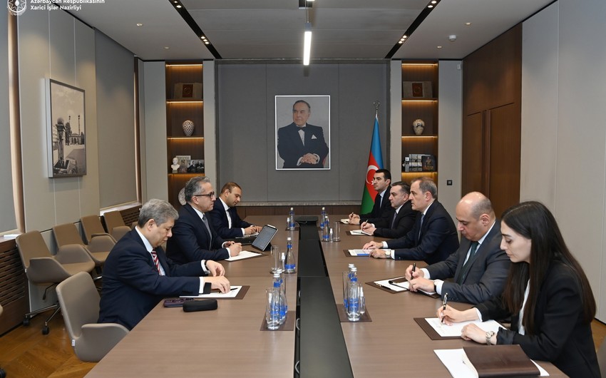 Ceyhun Bayramov Xalid El-Enanini qəbul etdi