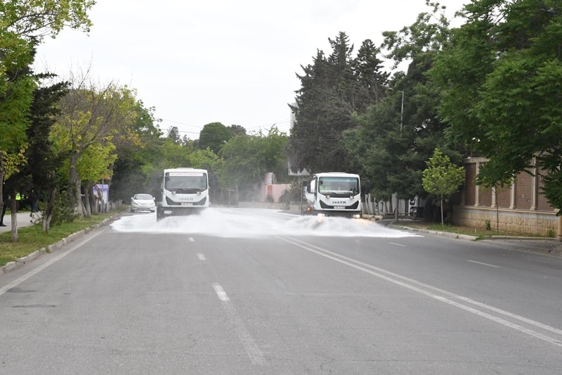 Bu gün paytaxtın 549 küçəsi yuyulub - FOTO