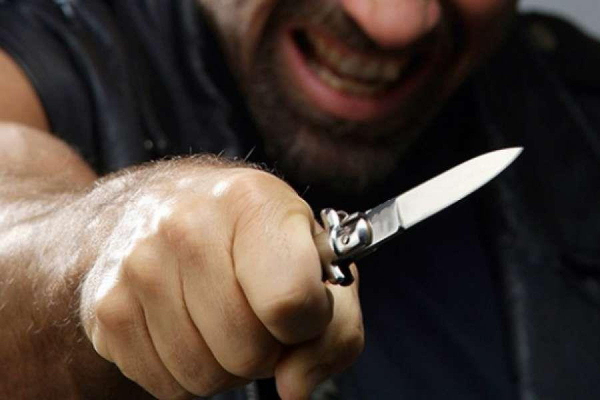 Bakıda qonşular arasında dava zamanı Polşa vətəndaşı bıçaqlanıb