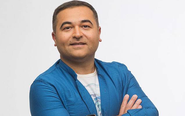 Tanınmış aparıcı qəzaya düşdü - FOTO