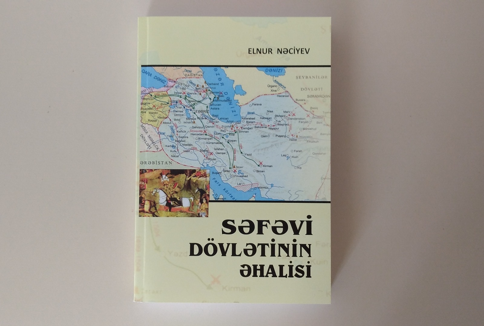 "Səfəvi dövlətinin əhalisi" kitabı çapdan çıxıb