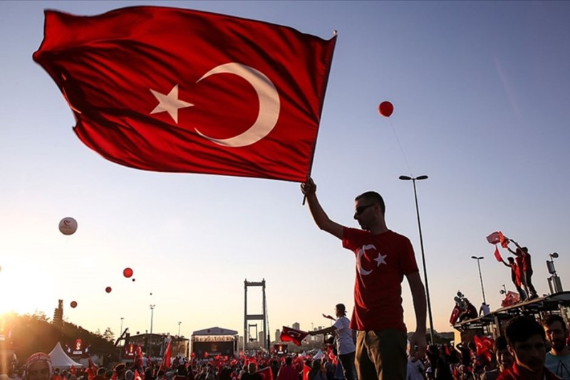 Türkiyədə dövlət çevrilişinə cəhddən 8 il ötür