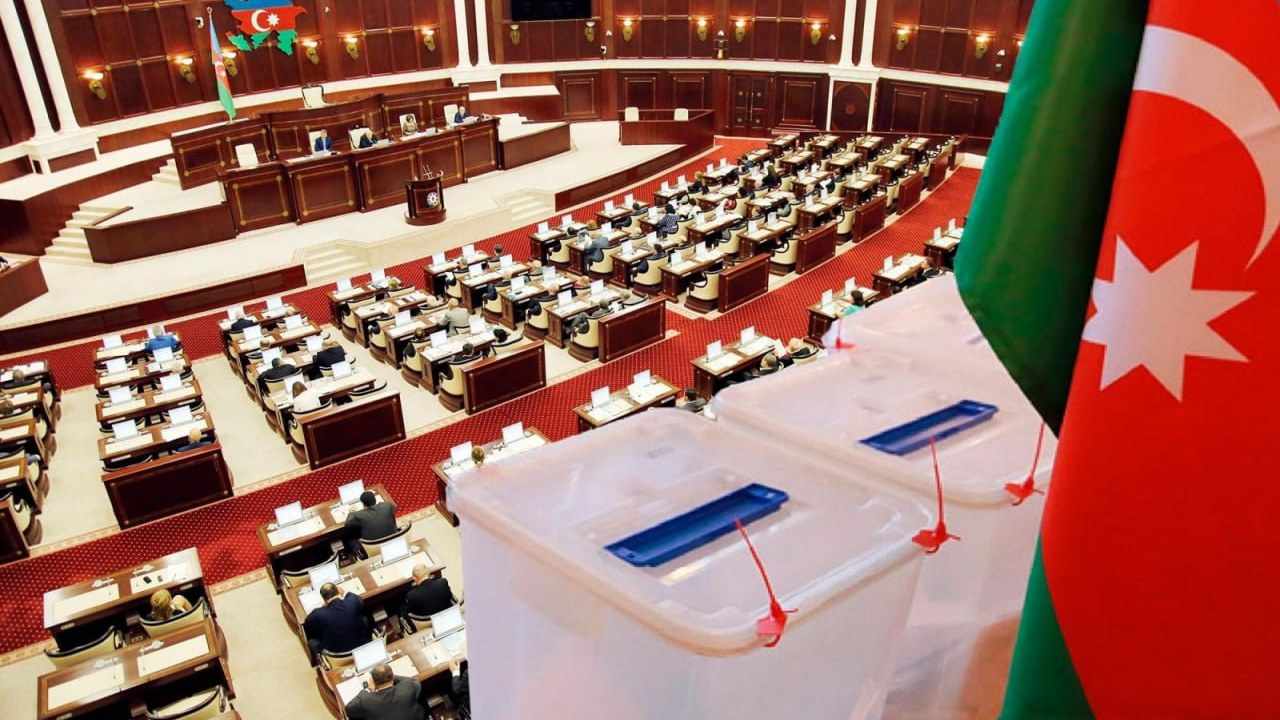 Növbədənkənar parlament seçkisinə maraq yüksəkdir
