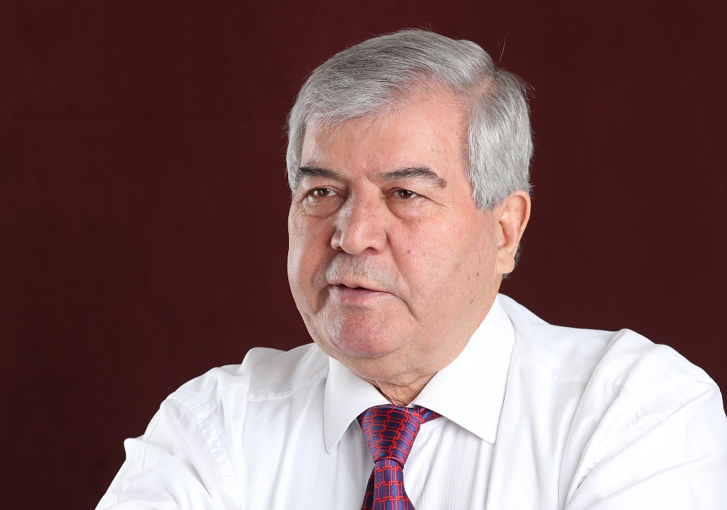 Memuar yazan Sabir Rüstəmxanlı kömək istədi