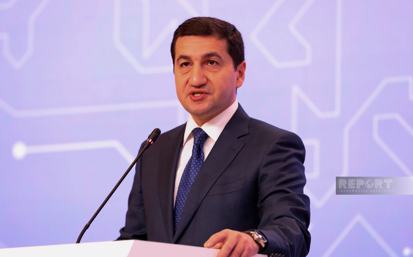Hikmət Hacıyev: "Ermənistanın konstitusiyasında ərazi iddiaları olmamalıdır"