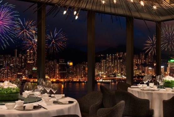 Otellərdən sonra restoranlar da qiymətləri endirdi
