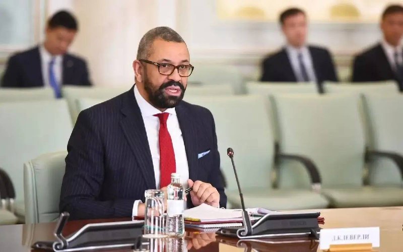 Kleverli Mühafizəkarların liderliyinə iddialıdır