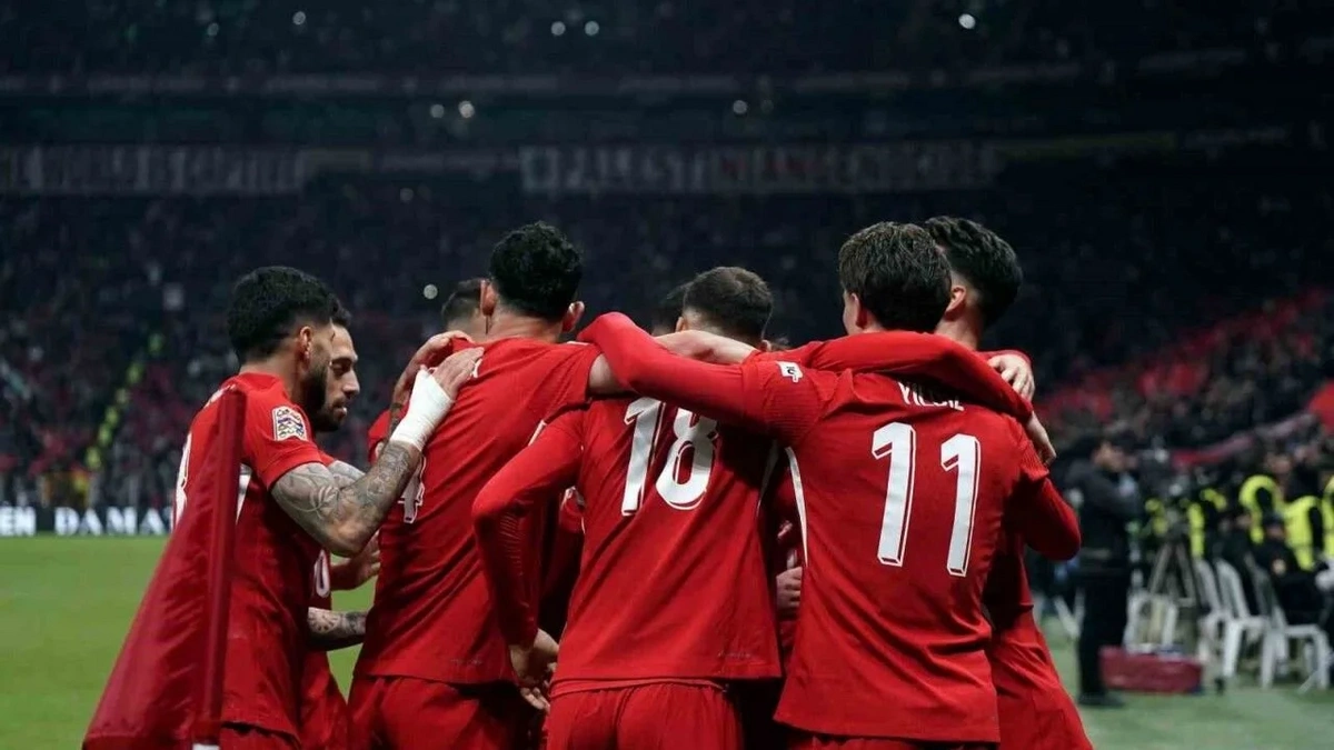 Türkiyə millisi Macarıstanla cavab görüşünə iki itki ilə çıxacaq