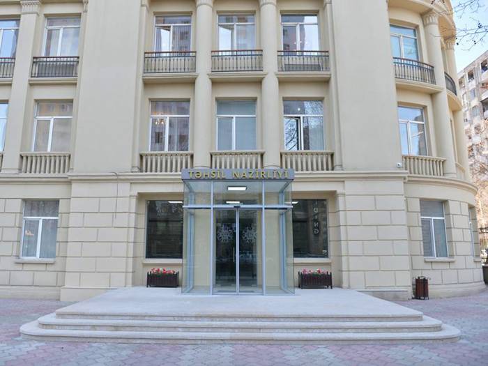 Nazirlikdən rus bölməsinin bağlanacağı ilə  bağlı AÇIQLAMA