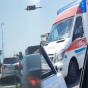 Yeni işıqfor qoyuldu: Təcili yardım maşını yolda qaldı - VİDEO