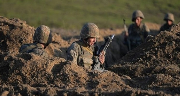 Ermənistan sərhədə ordu toplayır: “Atan kazaklardır”