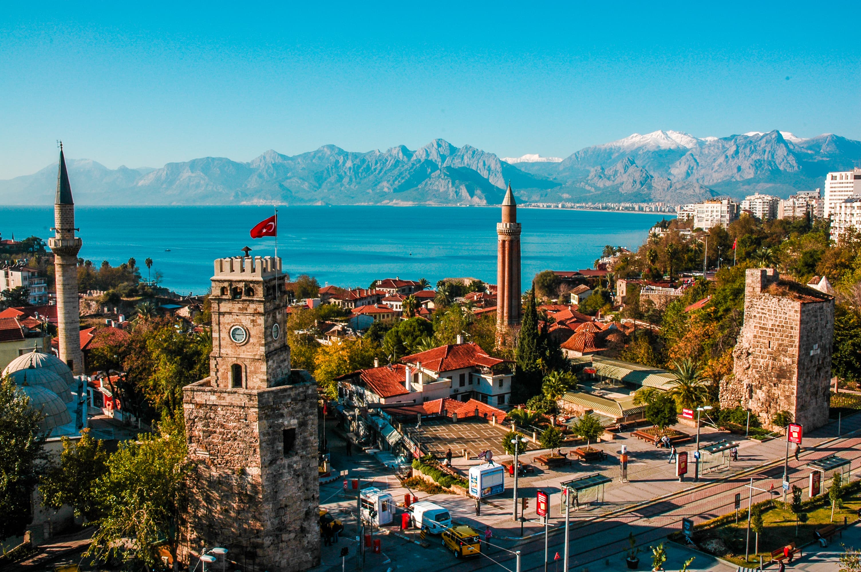 Antalya rekord sayda turist gözləyir