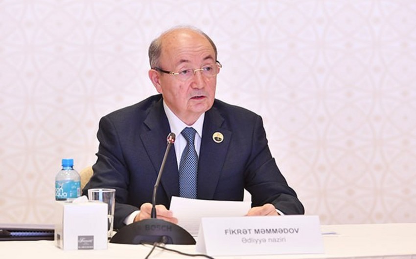 Fikrət Məmmədov Konstitusiya Məhkəməsinin hakimi təyin edilib: And içib