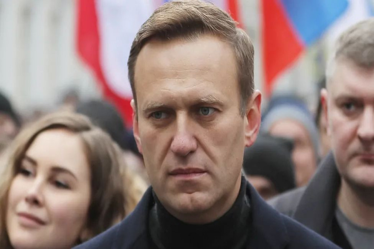 Aleksey Navalnının nəşi anasına verilib