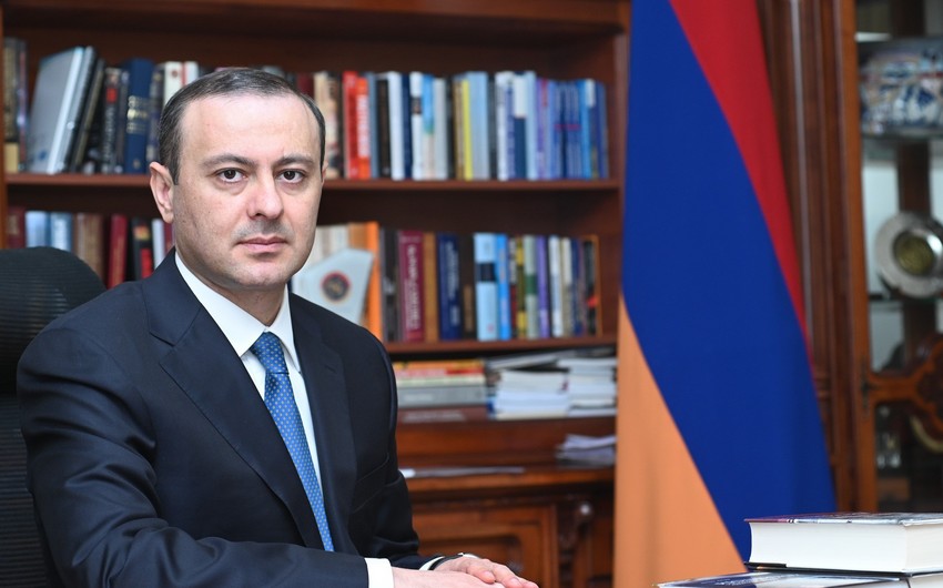 İrəvan: Danışıqlar davam etdiriləcək