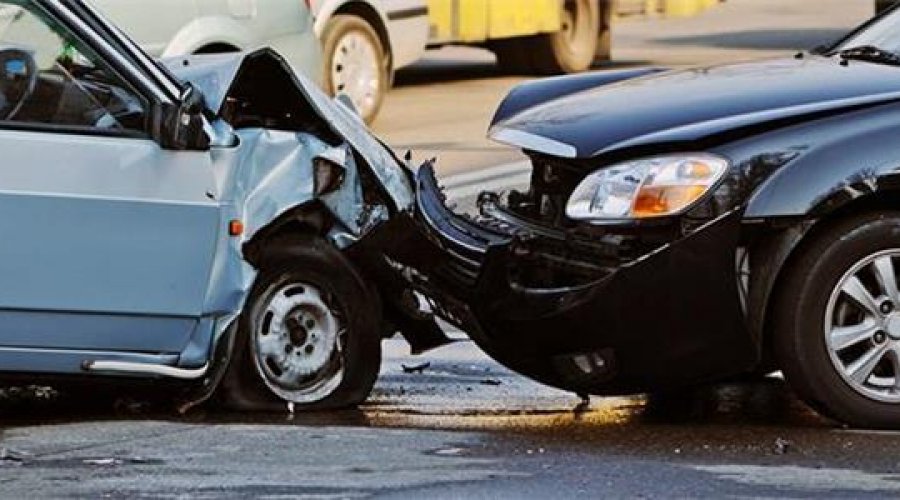 Ölüm saçan yollar - Son günlər qəzalar niyə artıb?