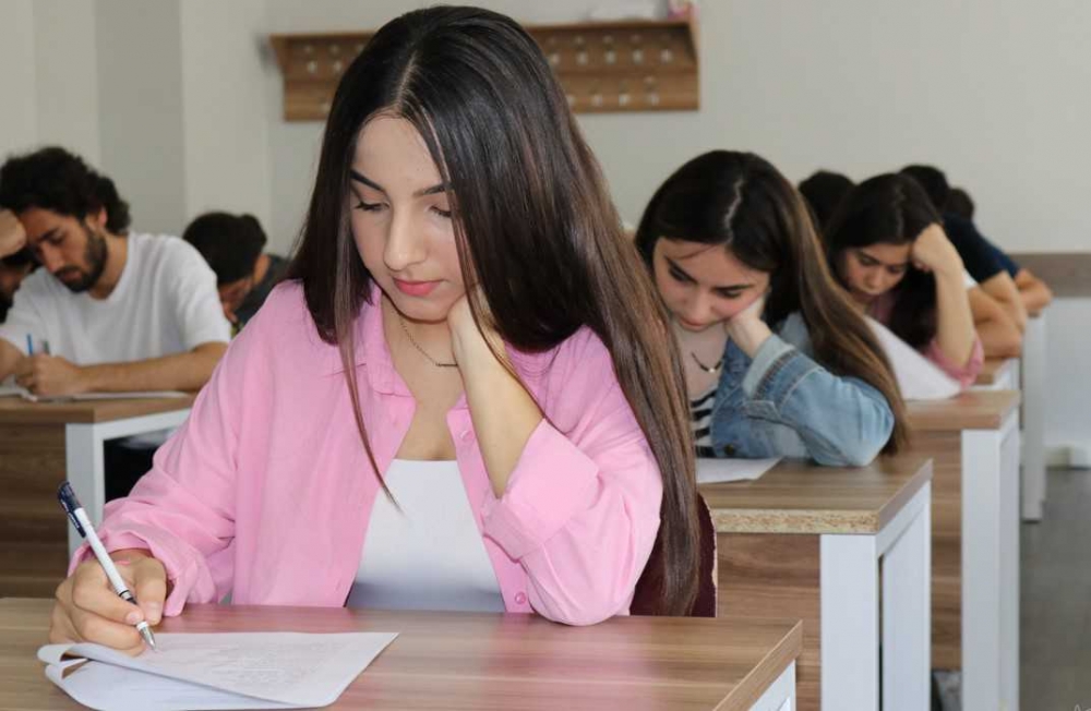 16 nəfərin imtahan nəticəsi ləğv edildi