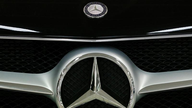 "Mercedes-Benz" 341 min avtomobilini geri çağırır