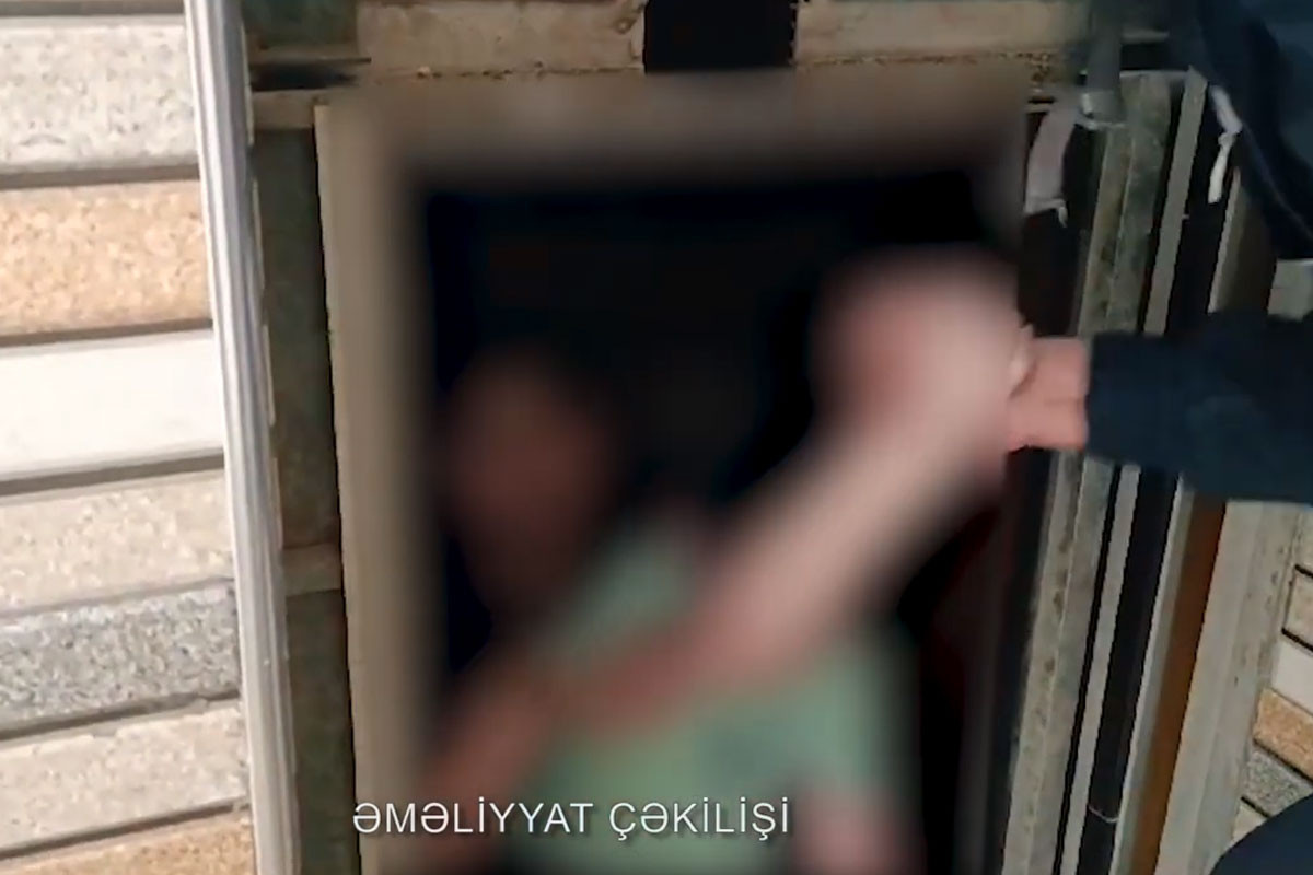 Liftdə köməksiz qalan 7 nəfər xilas edilib - VİDEO