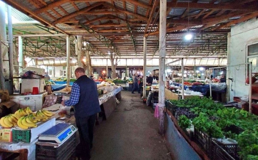 Bakıda bazarlarda reyd: Satış dayandırıldı