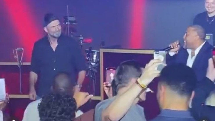 Klopp "Liverpul"un vida gecəsində rəqs etdi - VİDEO
