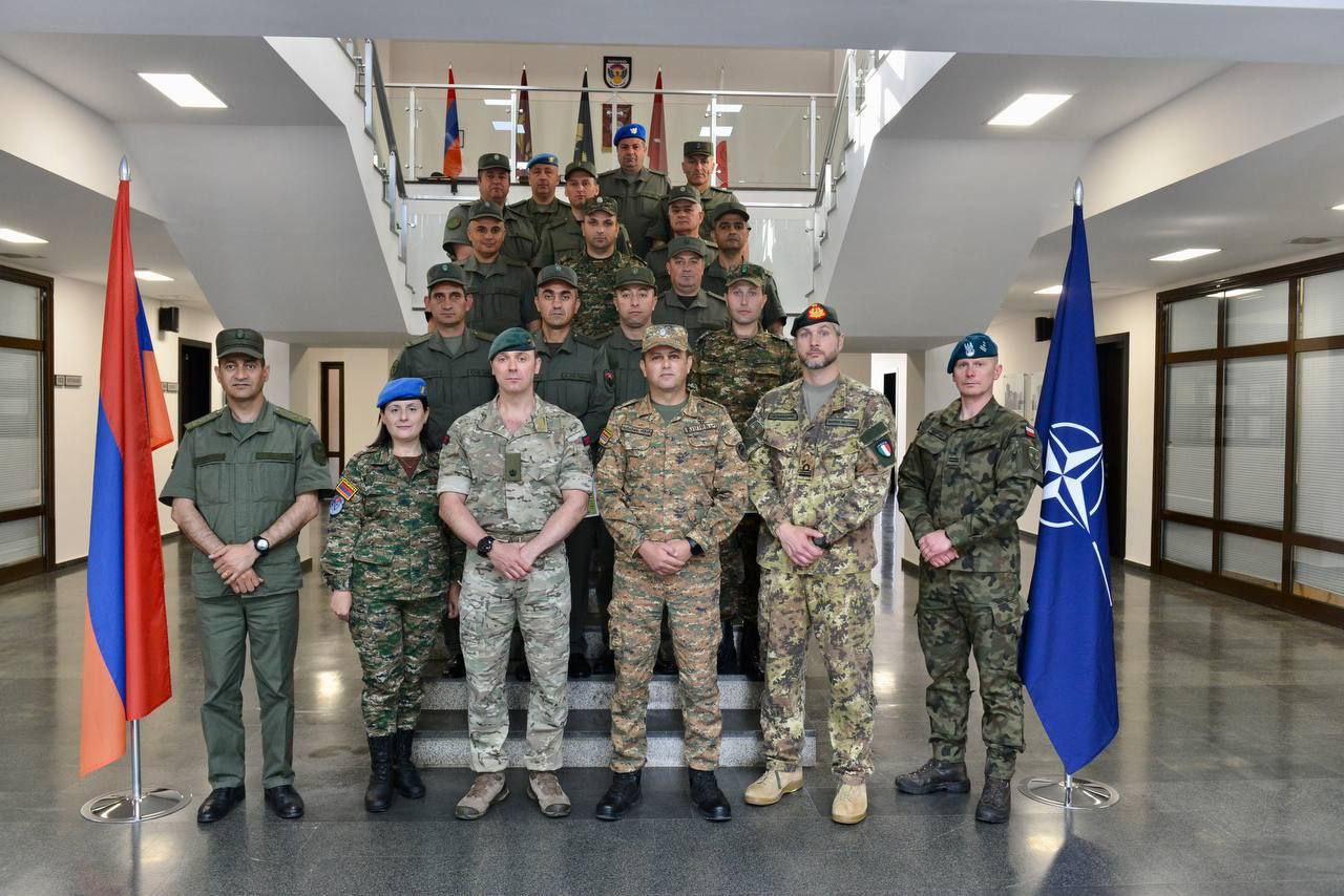 NATO Ermənistan ordusu üçün təlim keçdi - FOTO
