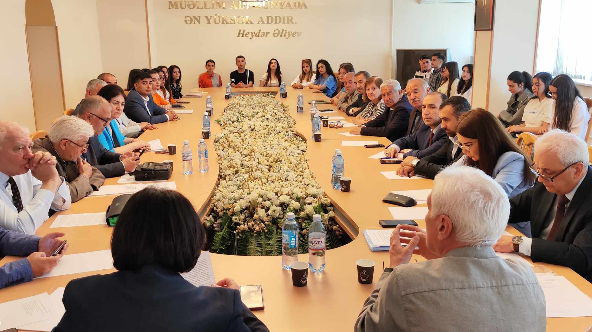 Bakıda Qarabağla bağlı konfrans keçirilib - FOTOLAR