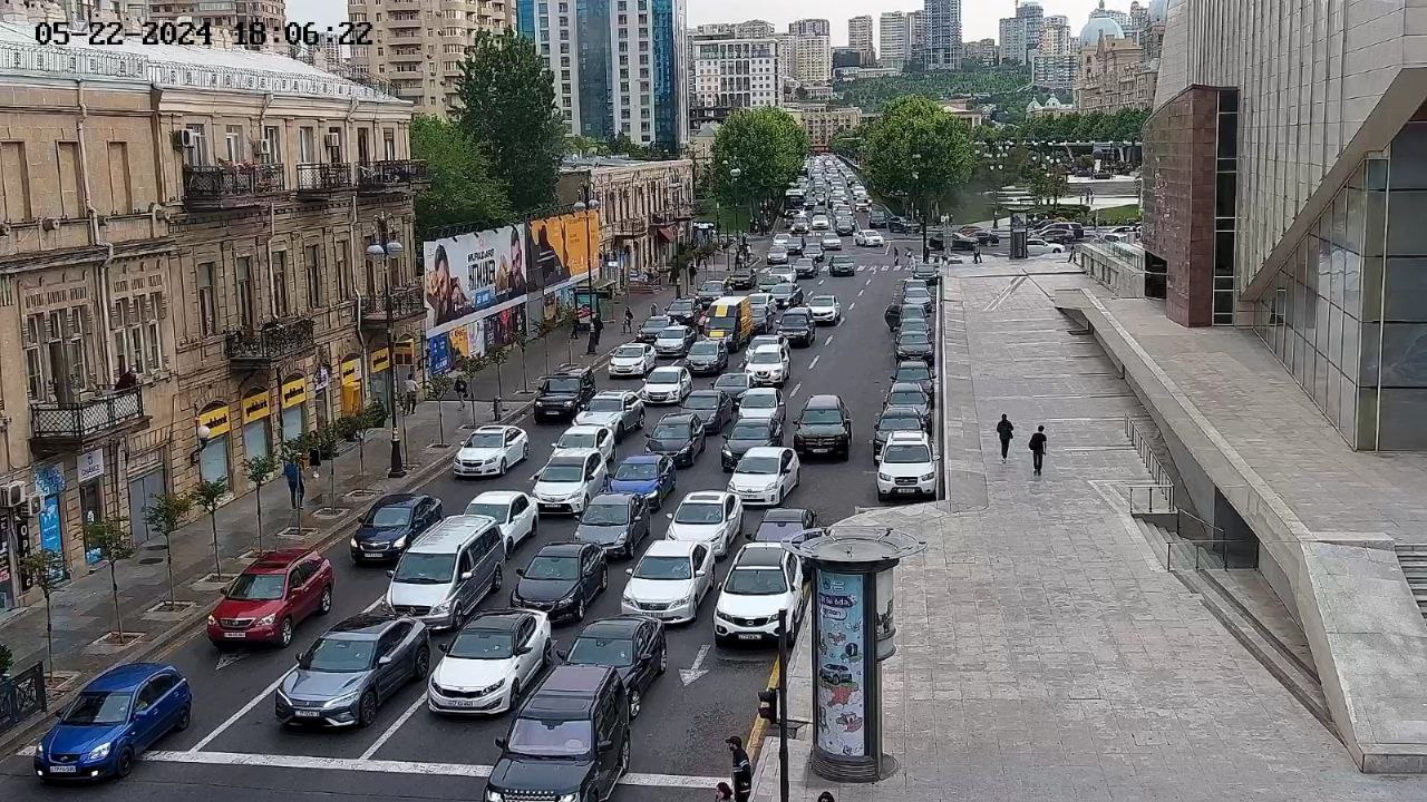 Hansı yollarda tıxac var? - SİYAHI