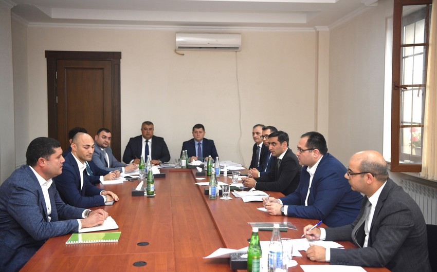 Məcnun Məmmədov Yevlaxda vətəndaşları qəbul edib