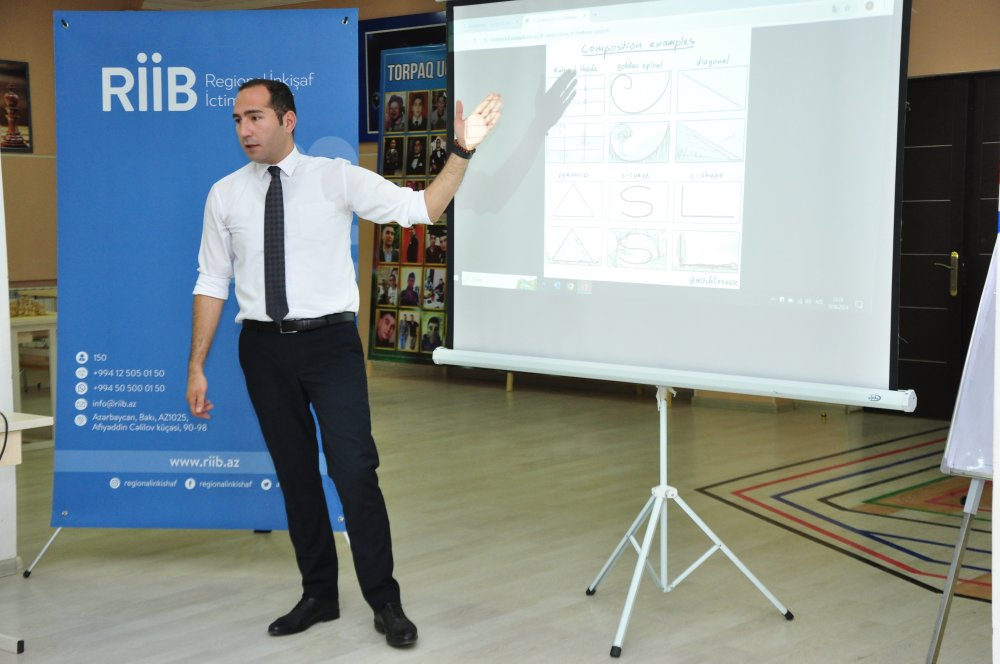“Media ayı” çərçivəsində RİİB könüllüləri üçün təlimlərə başlanılıb - FOTOLAR