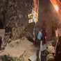 Qadın evindən zorla çıxarıldı - Bakıda gecə söküntüsü - VİDEO