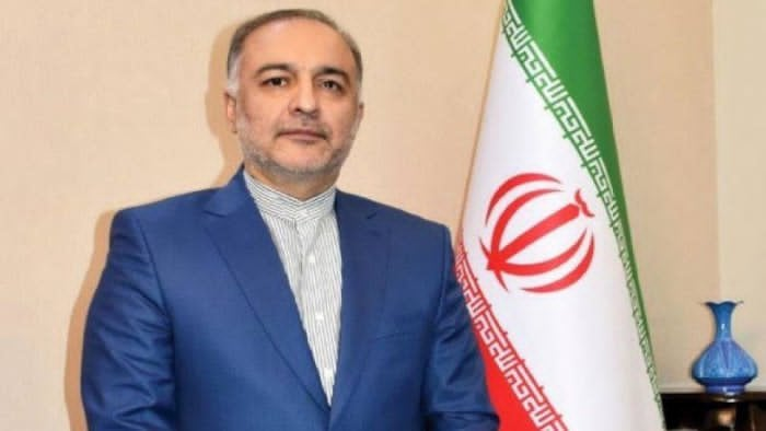 Səfir: “Paşinyan Ermənistanda fars dilini yayır"
