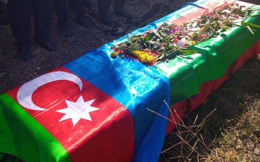 İtkin sayılan şəhid Rəhim Rəsulovun qalıqları dəfn edildi