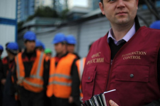 Rusiyada immiqrant portreti: Kişi, evli, tacik...