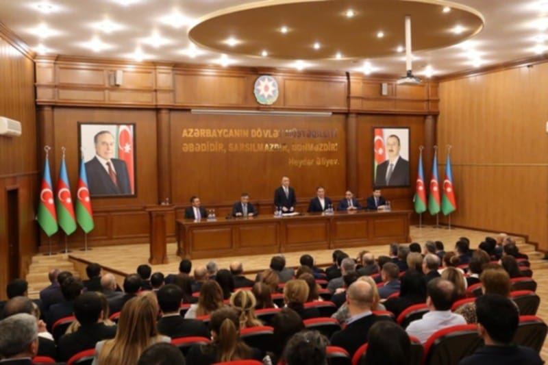 Qarlı havaya hazırlıqla bağlı müşavirələr keçirildi - FOTO