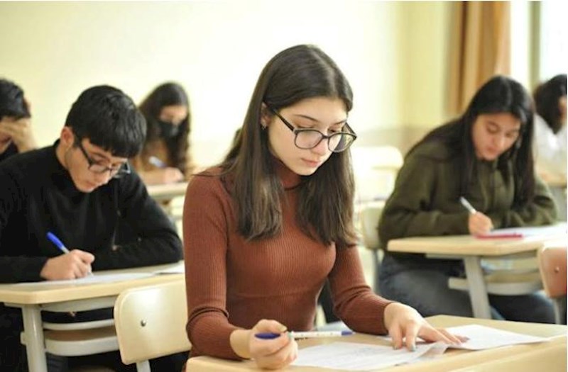 Kollec oxumaq istəyənlərin diqqətinə: Qəbul başladı
