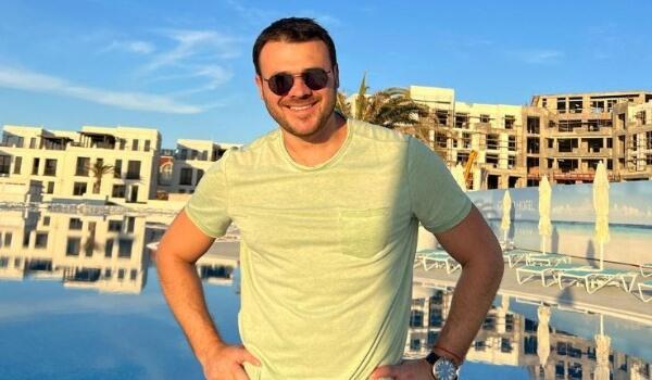 Emin Ağalarov: "Mülklərimi 10 milyona satıb, pulu..."