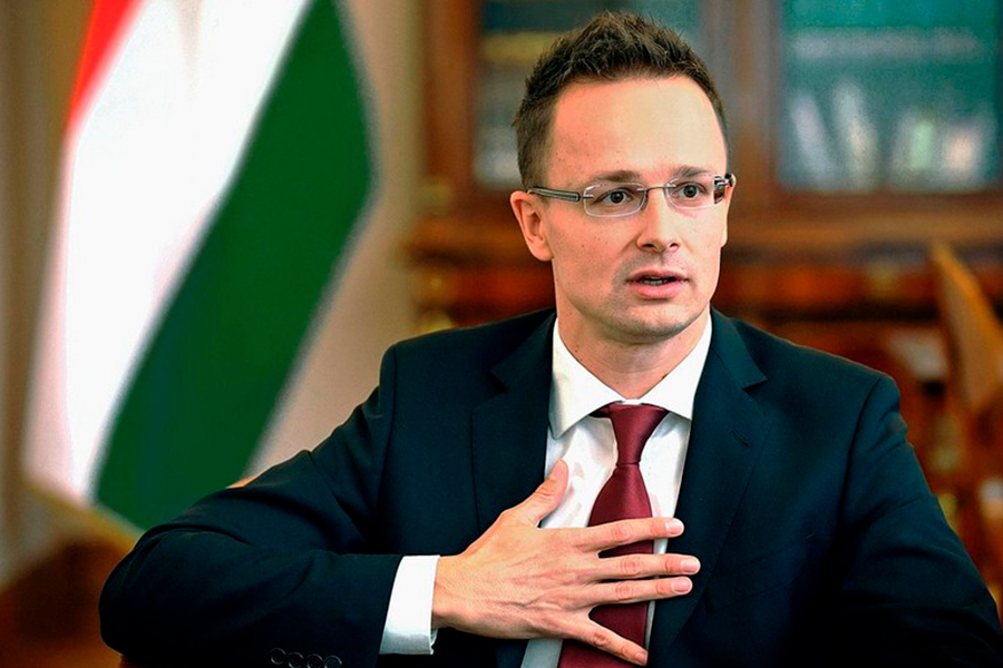 Siyyarto Moskvaya səfər edib