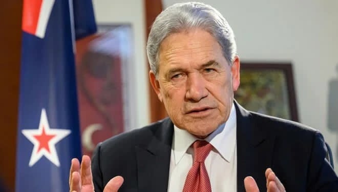 Nazir onları “faşist” adlandırdı