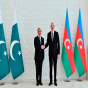 İlham Əliyev Pakistanın Baş naziri Şahbaz Şərifi təbrik edib