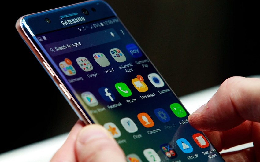 Azərbaycanın telefon bazarında "Samsung"un payı azalır
