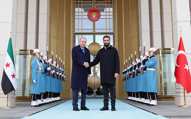 Yenidən Türkiyəyə gedir