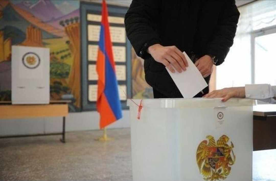 Ermənistanda növbədənkənar seçki nə vaxt və necə keçiriləcək?