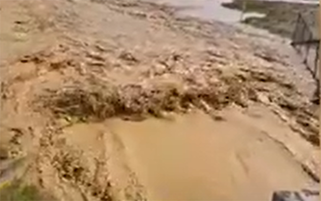 Ödənişli yolu da su basıb - VİDEO