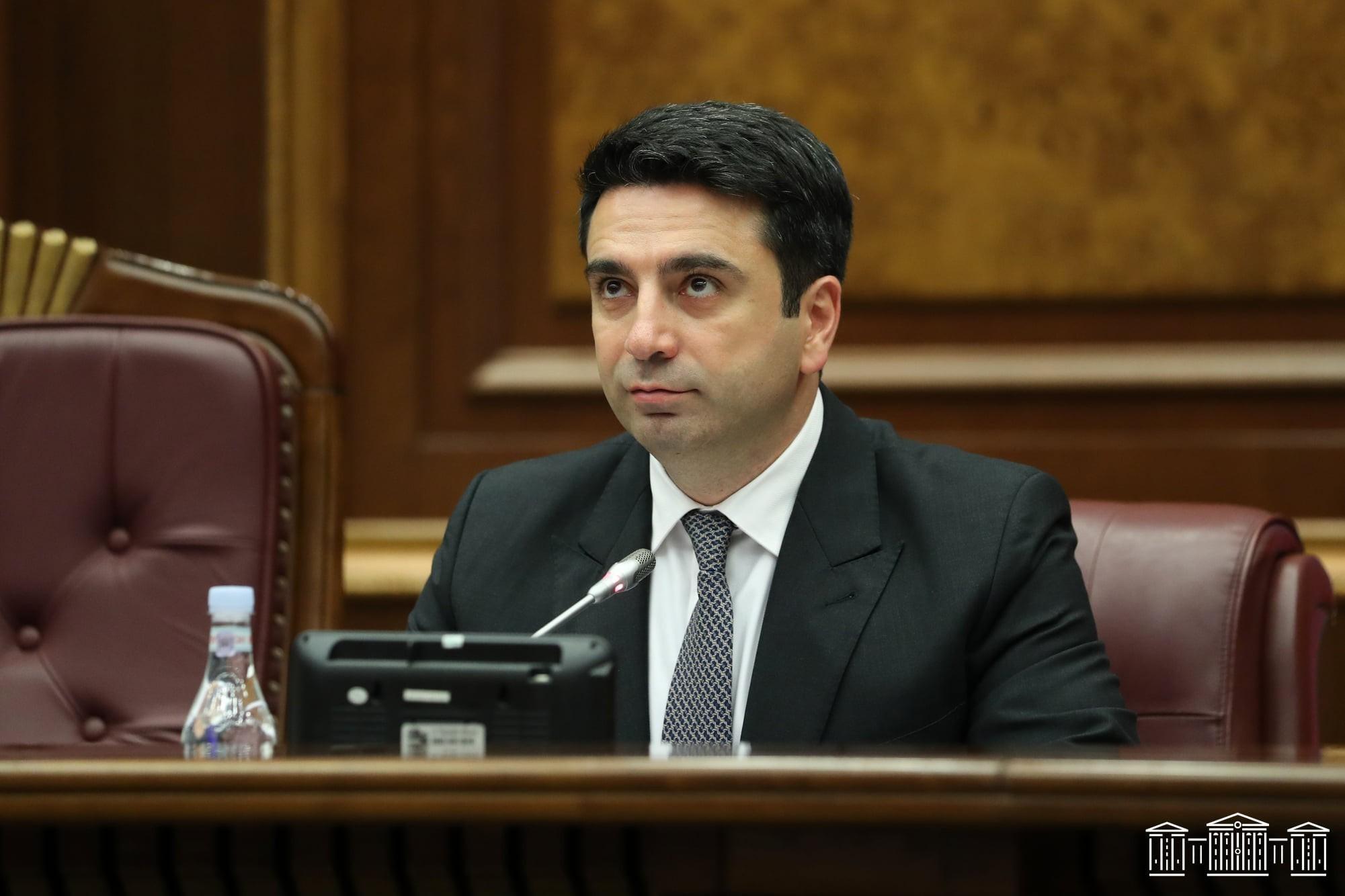 Ermənistanda müxalifət hakimiyyətə gəlməkdən qorxur