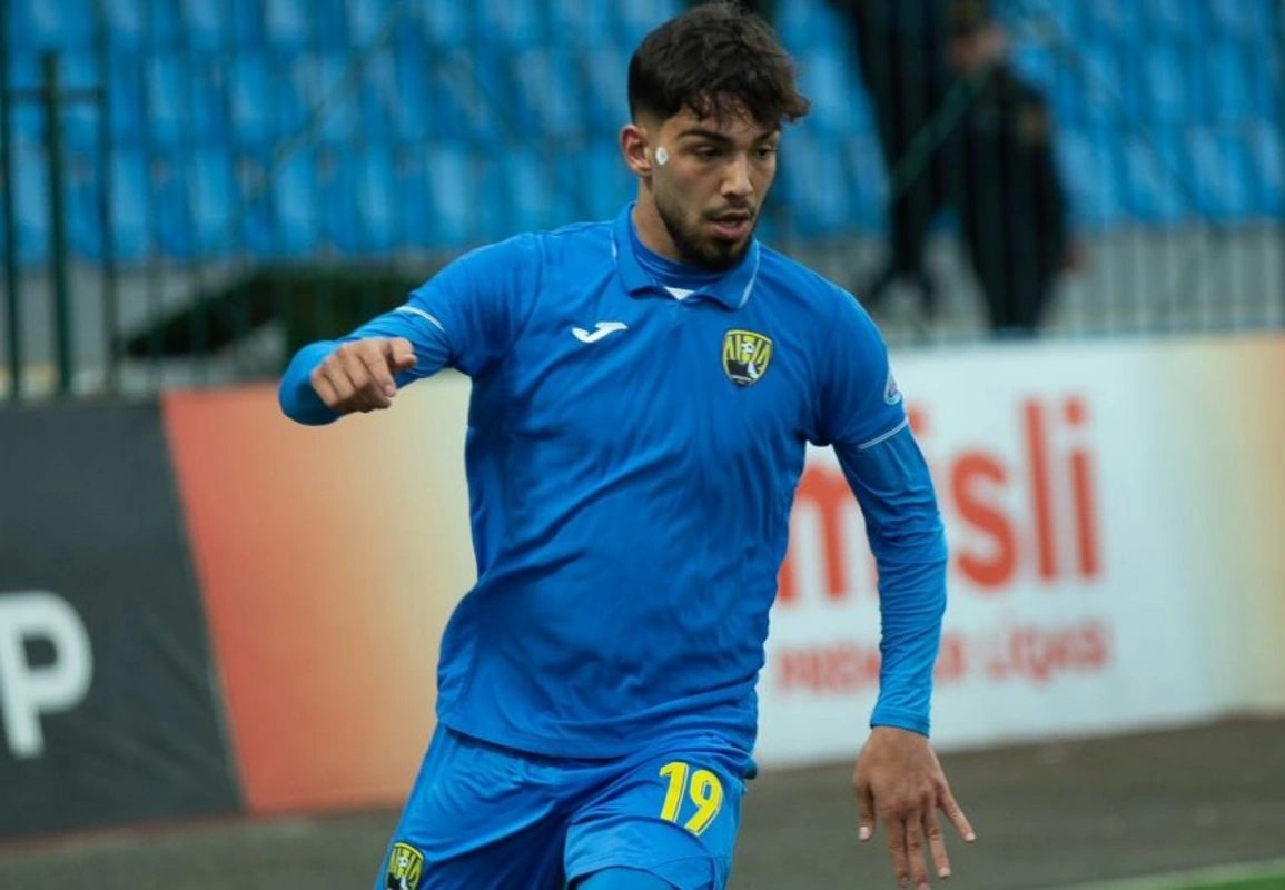 İsveç klubu Azərbaycan millisinin futbolçusu ilə maraqlanır