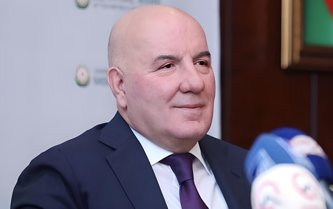 Elman Rüstəmov bu qədər maaş alacaq
