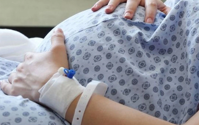 18 yaşlı qız qeysərriyə əməliyyatından sonra öldü