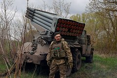 Ukrayna Rusiyanın məşhur zavodunu dağıtdı